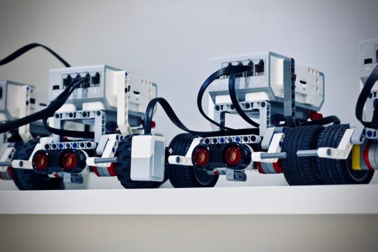 5 Best Beginner Friendly Robotics Projects To Try At Home