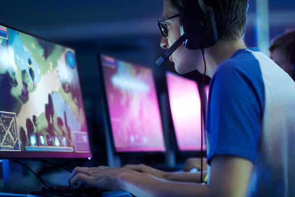 What Internet Speed Do I Need for Smooth Online Gaming  - 27