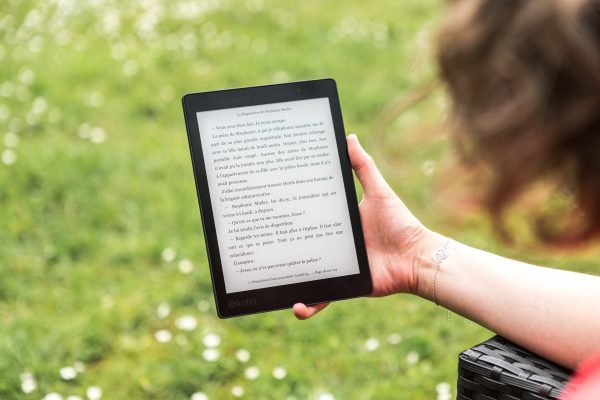 Reading outside with an eReader