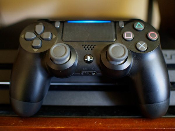 Why PS4 Controller Is Not Charging and Quick Fixes | Robots.net