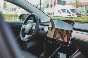 Tesla Autopilot: When Will a Full Self Driving Car Arrive?