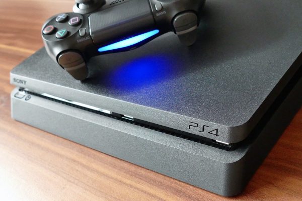 PS4 Slim