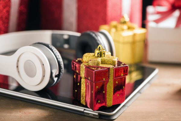 50 Best Tech Gifts to Give Out this Christmas