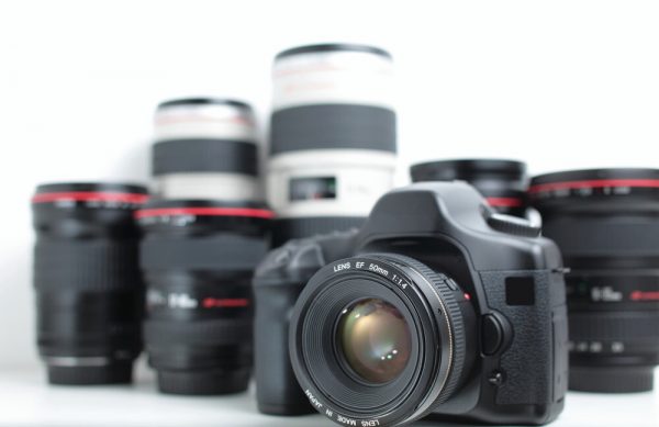 Canon Cameras: Why Are They Frontrunners of the Camera Industry?