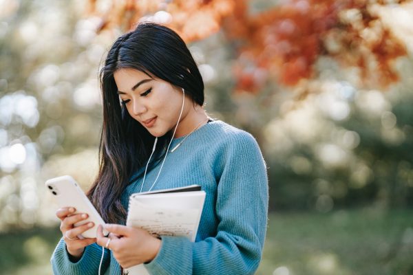 12 Best Wired Earbuds for Music Streaming - 82