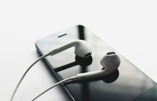 12 Best Wired Earbuds for Music Streaming - 64