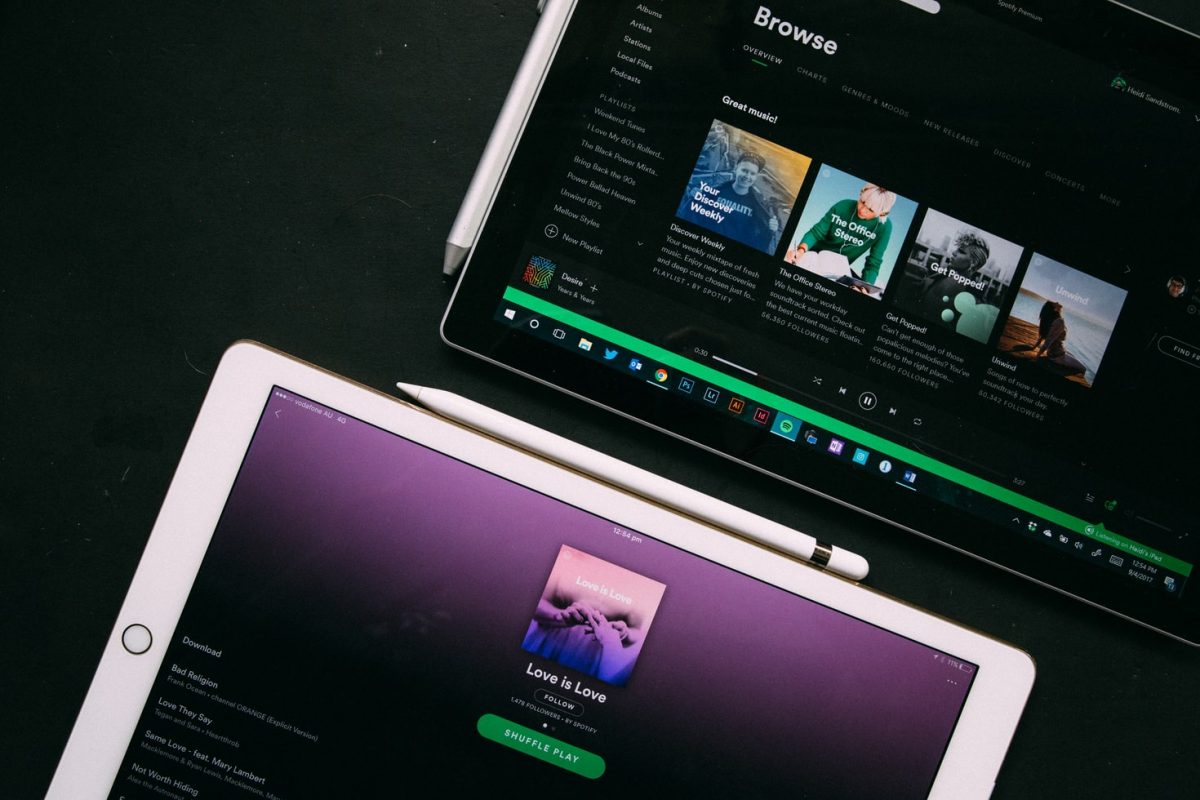 How to Use Spotify Codes to Share or Listen to Music | Robots.net