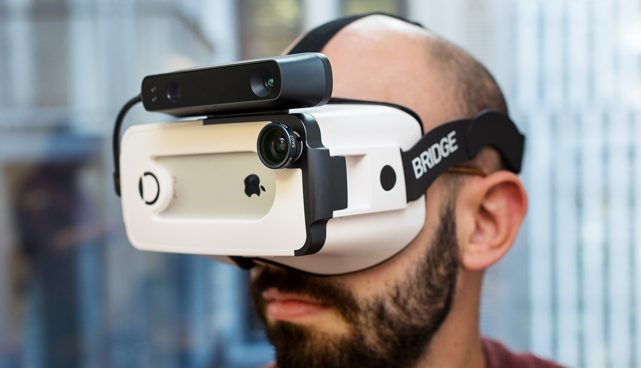 How To Get Virtual Reality On Iphone
