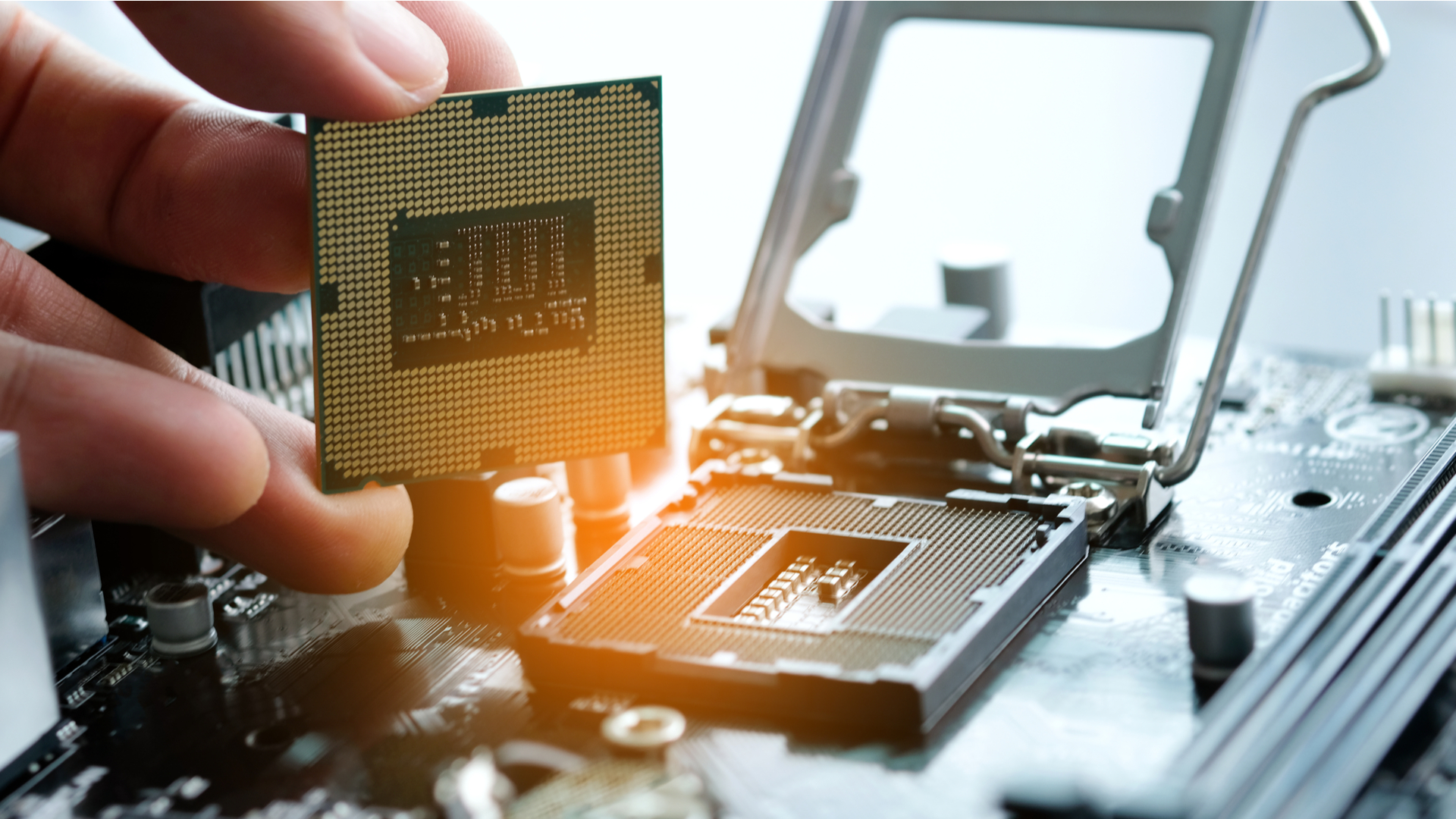 how-to-install-cpu-on-motherboard