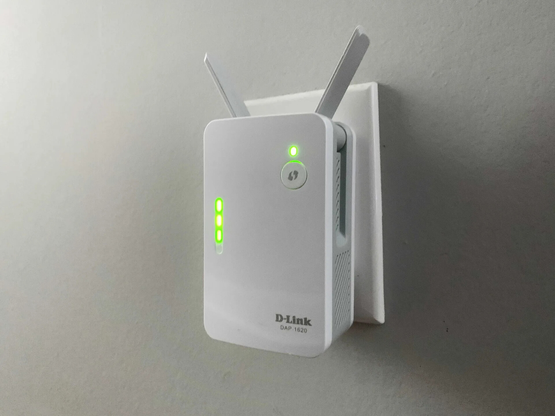 10 Best WiFi Repeater for 2023