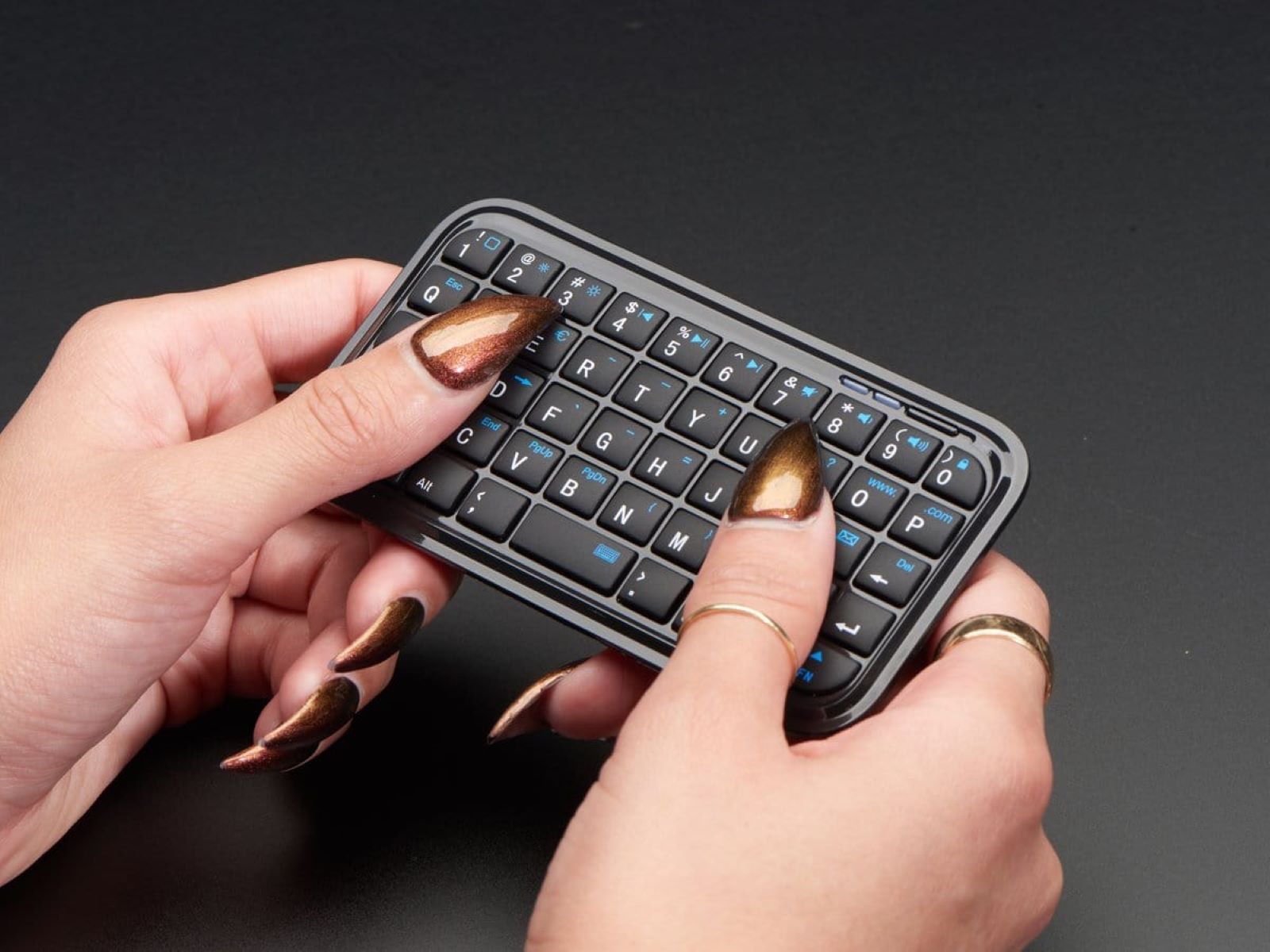 11-amazing-mini-bluetooth-keyboard-for-2023
