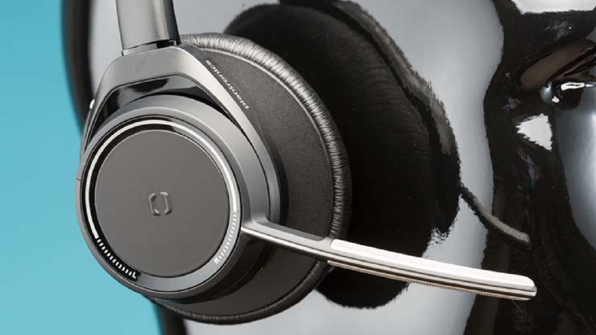 11 Best Plantronics Bluetooth Headphones for 2023