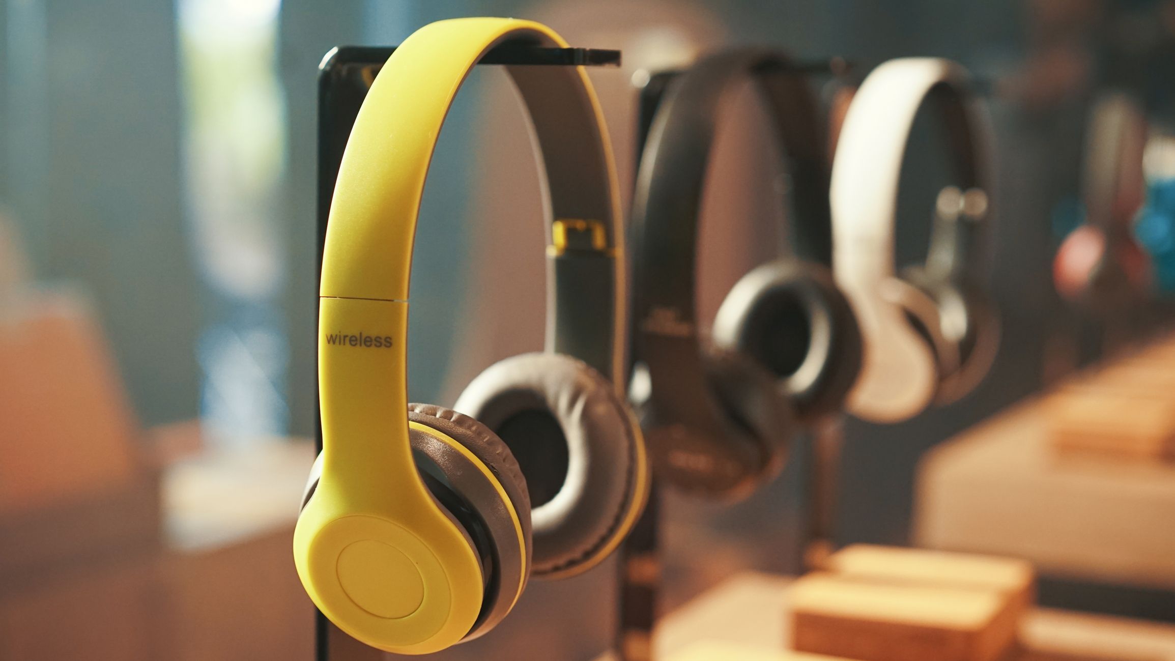 12 Best Bluetooth Headphones for 2023