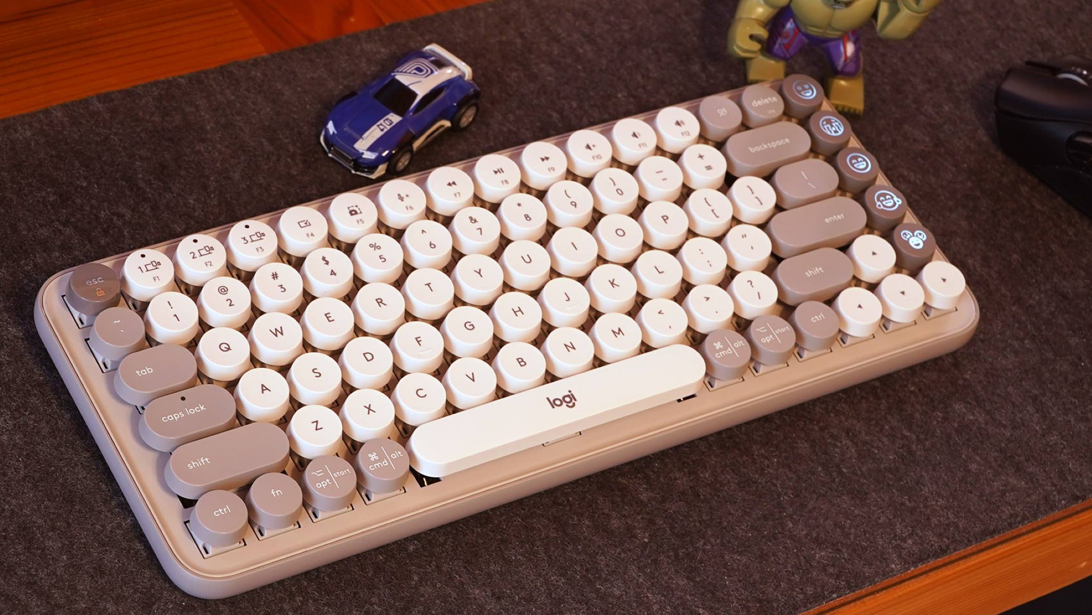 14-amazing-logitech-mechanical-keyboard-for-2023