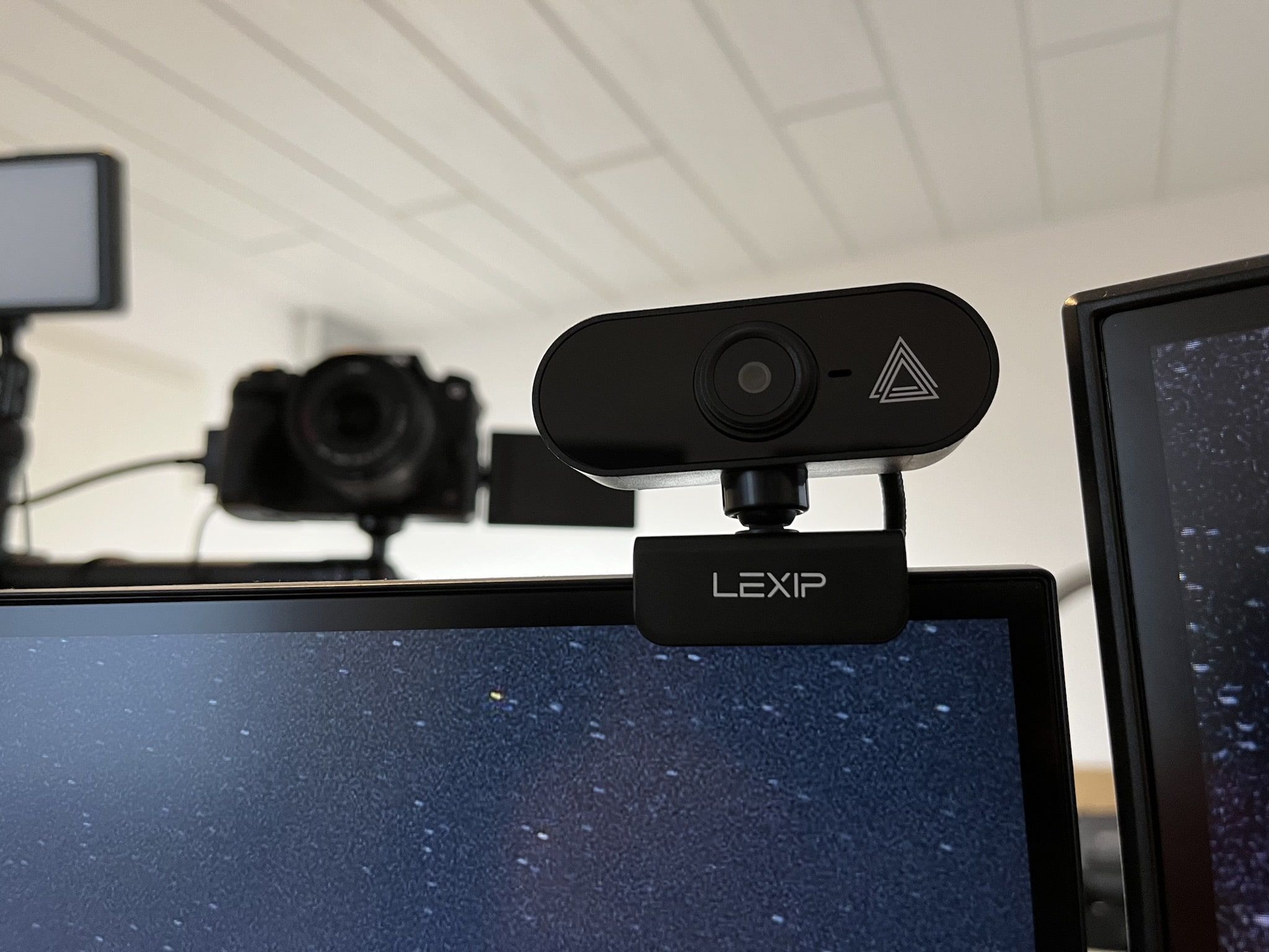 How To Attach Webcam To Monitor