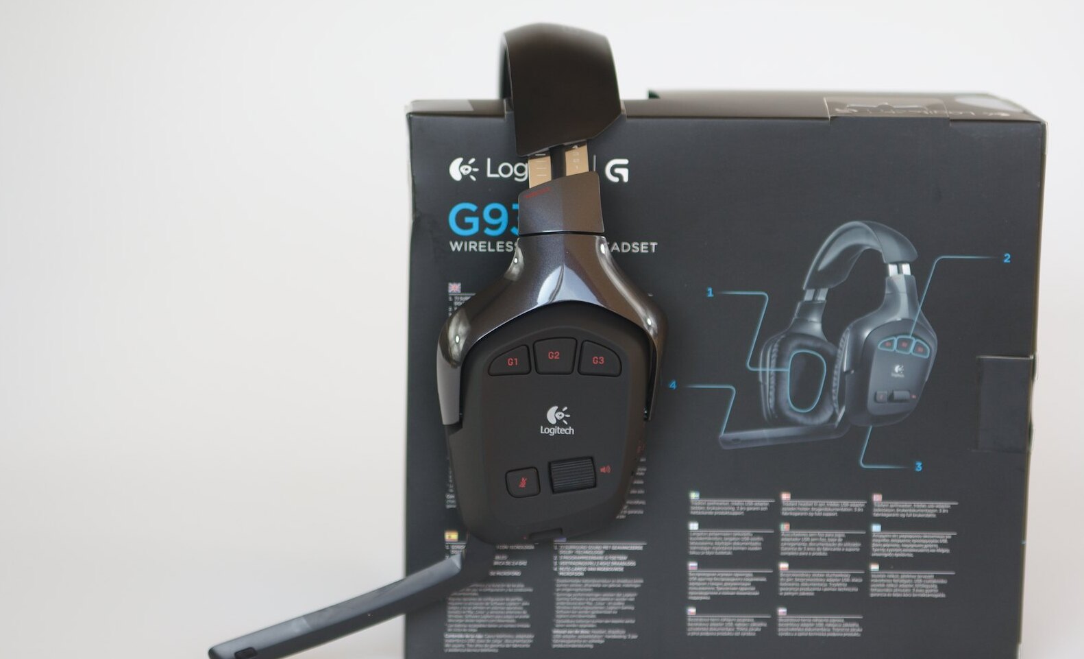 How To Charge Logitech G930
