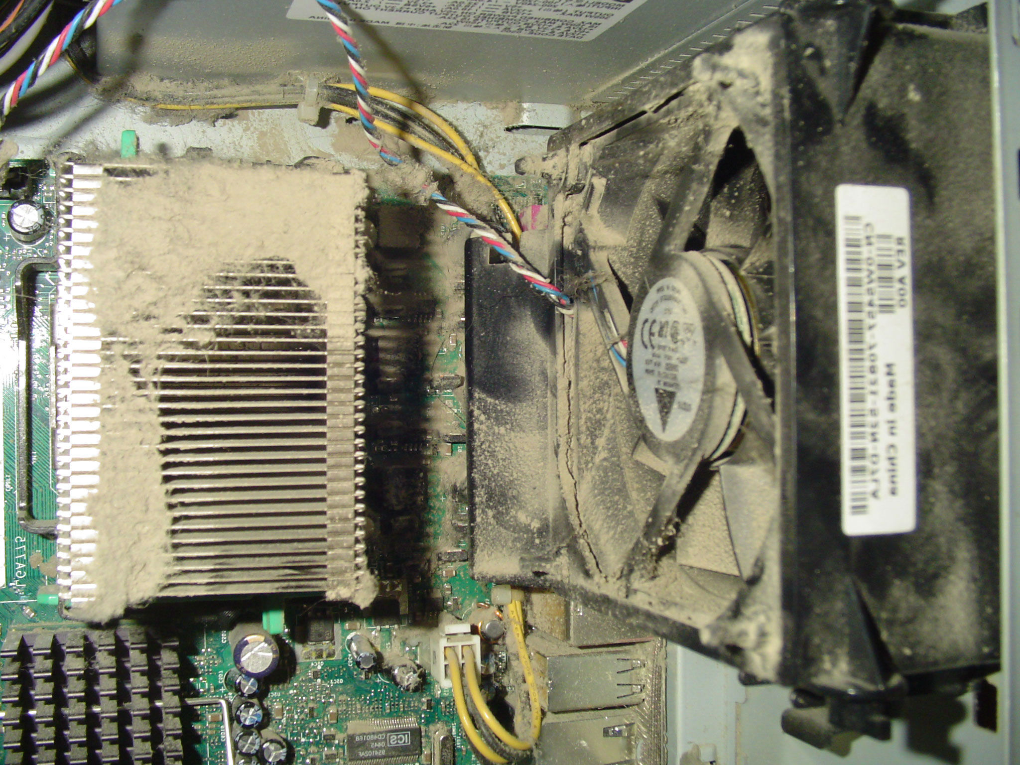 how-to-clean-dust-from-pc