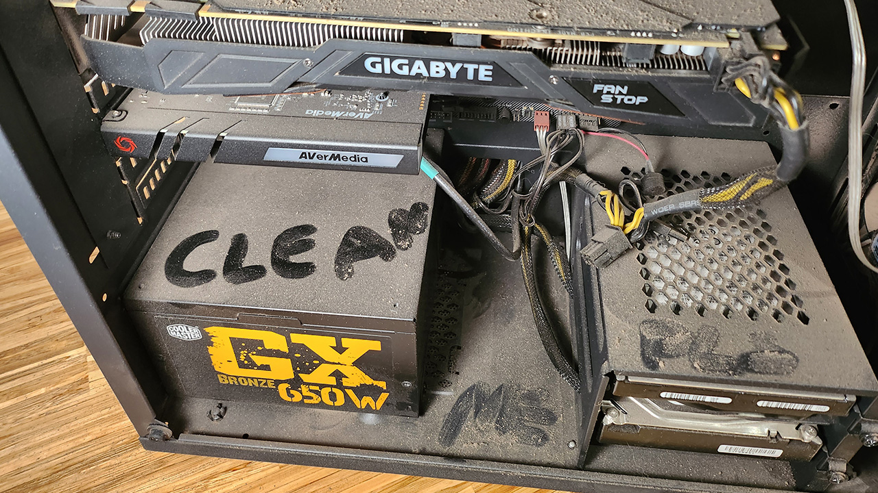 How To Clean Inside Of PC
