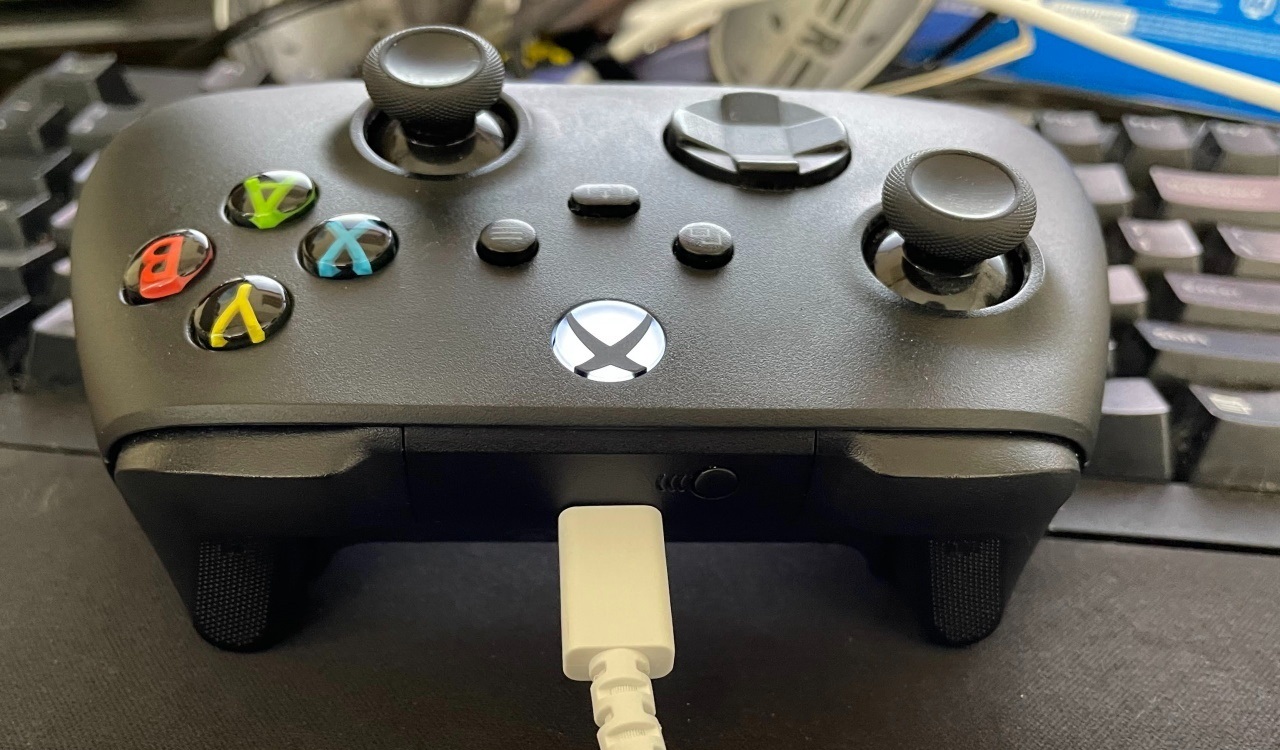 How To Connect A Xbox Controller To A PC