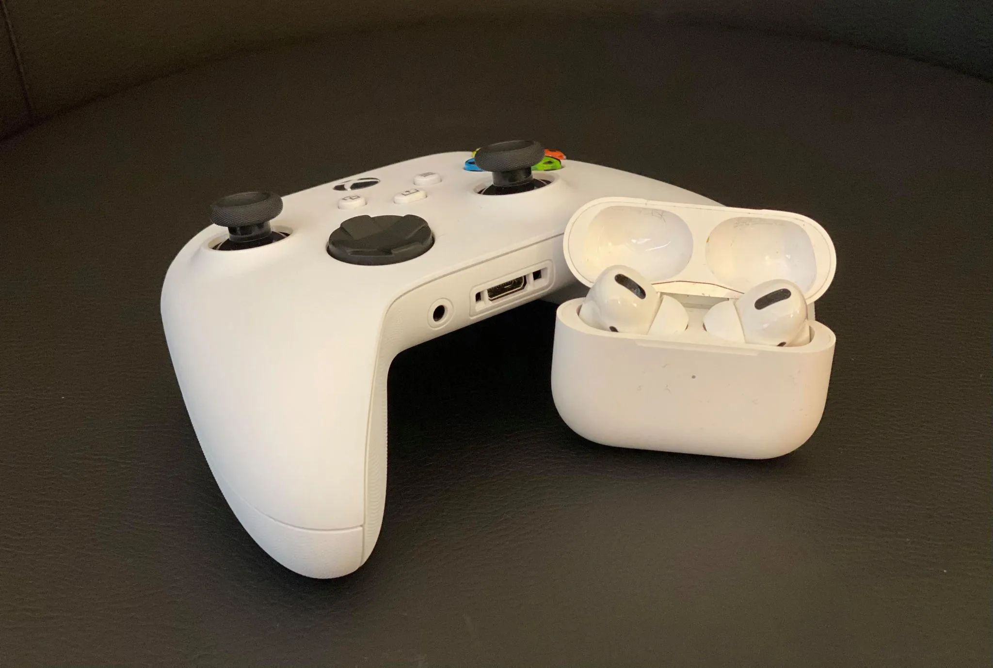 Can airpods be connected to online xbox