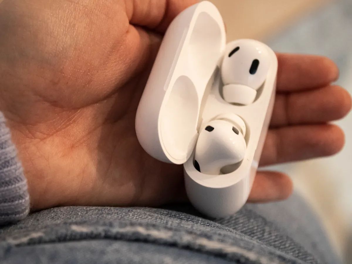 how-to-get-free-airpods-from-apple