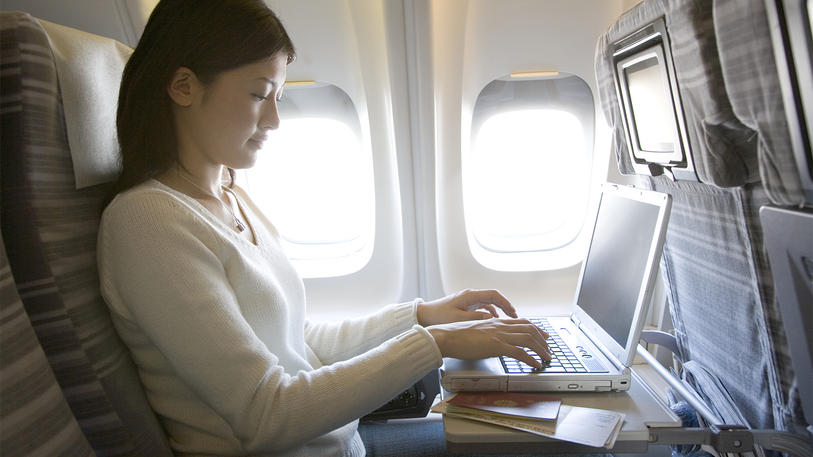 how-to-get-wifi-on-a-plane