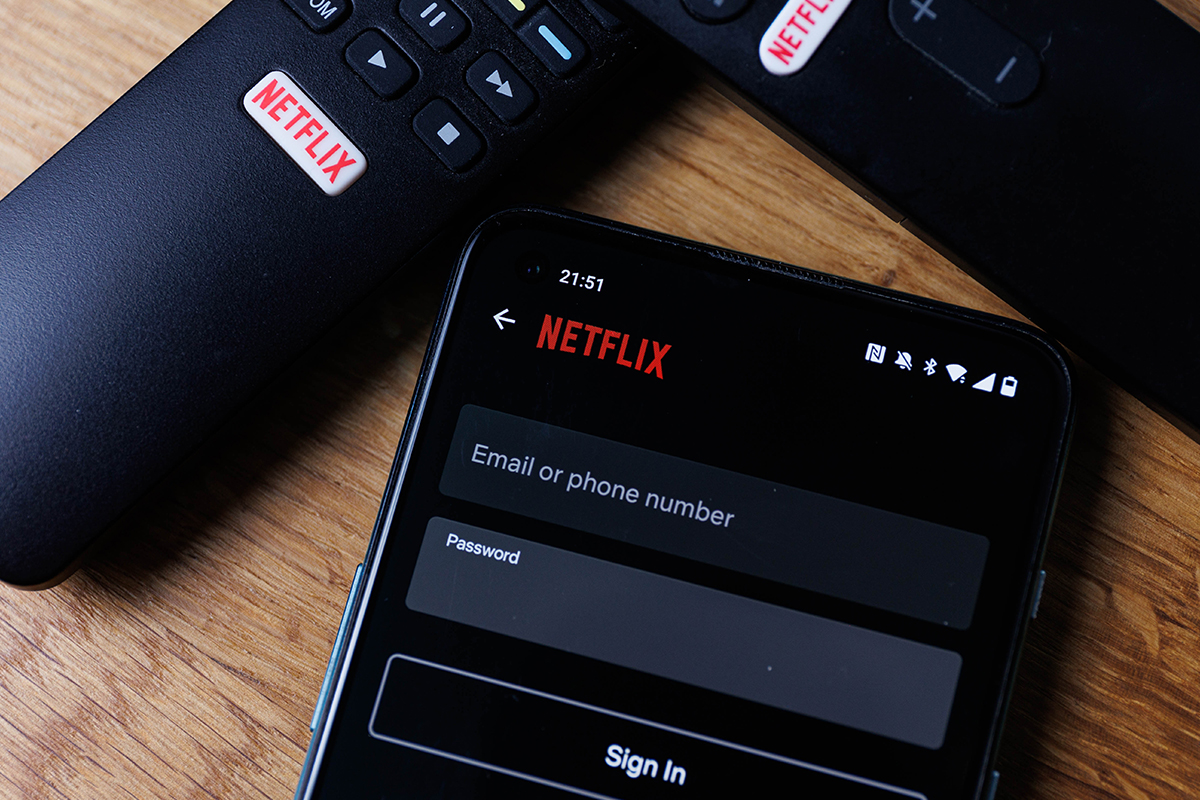 How To Sign Into Netflix Robots