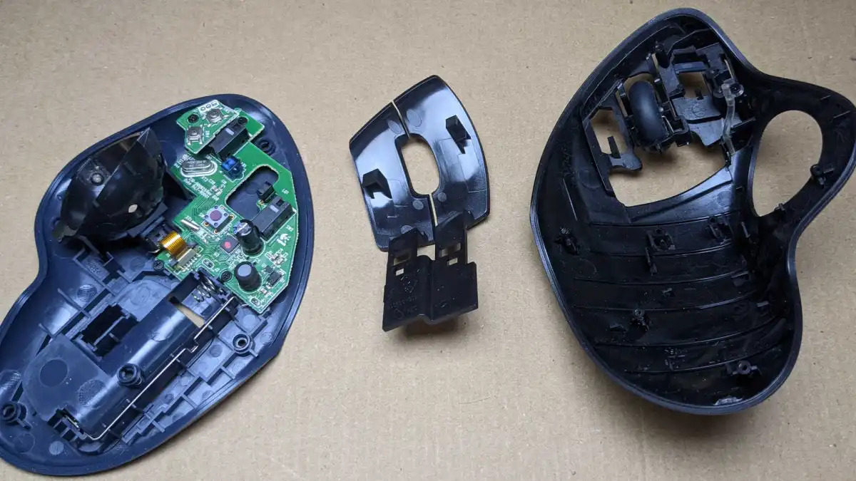 how-to-take-apart-a-logitech-m570-mouse