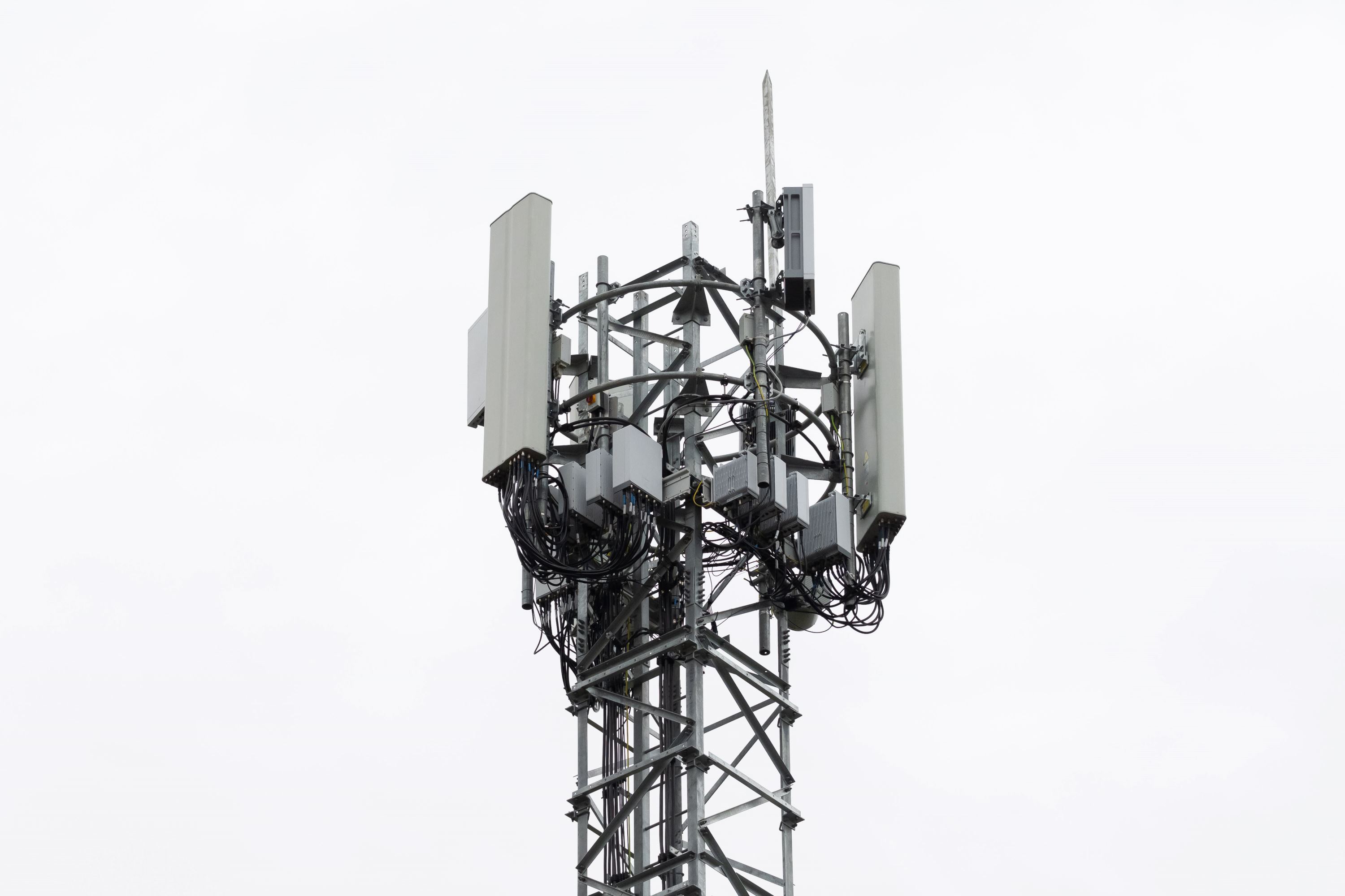 what-do-5g-towers-look-like