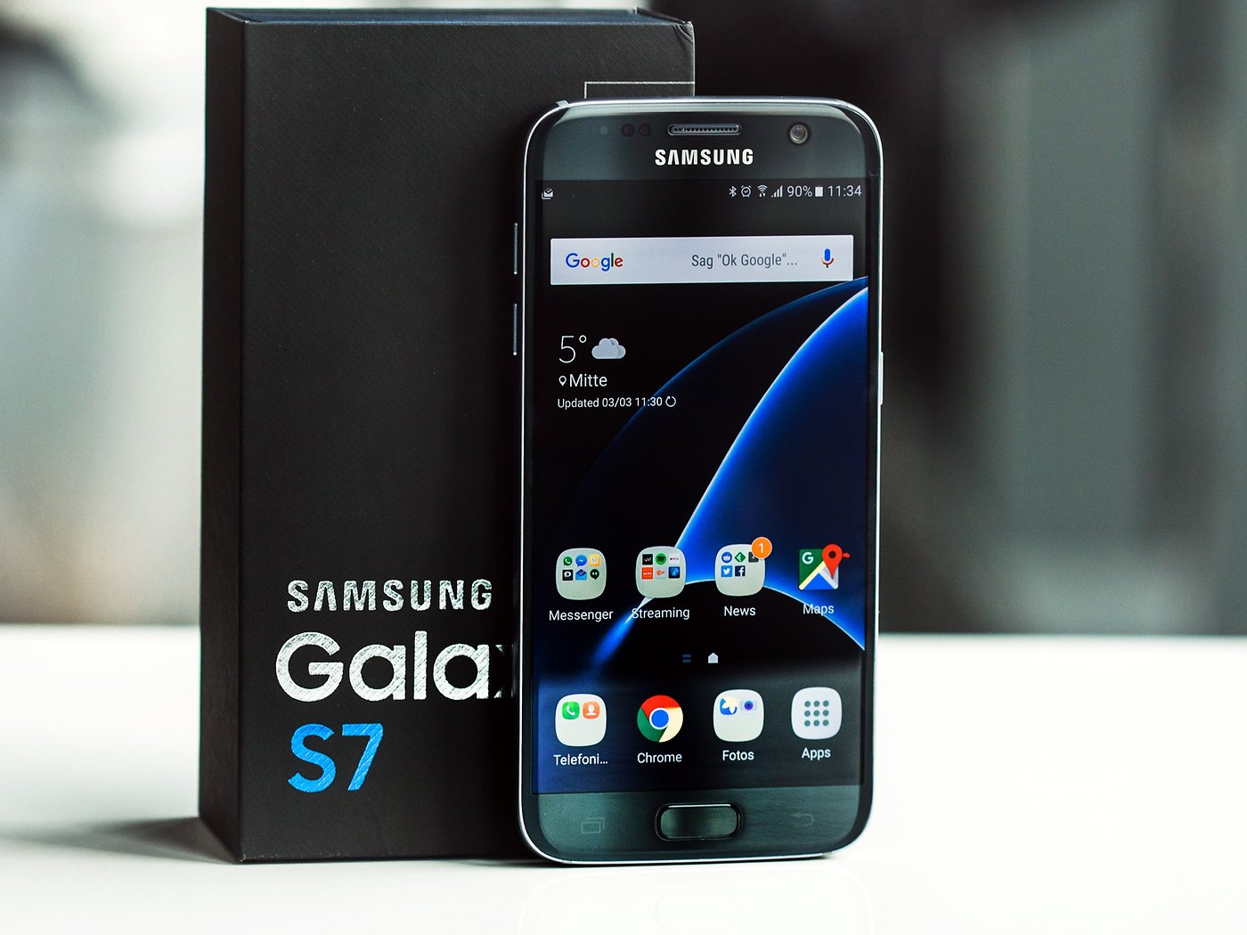 when-did-the-samsung-galaxy-s7-come-out