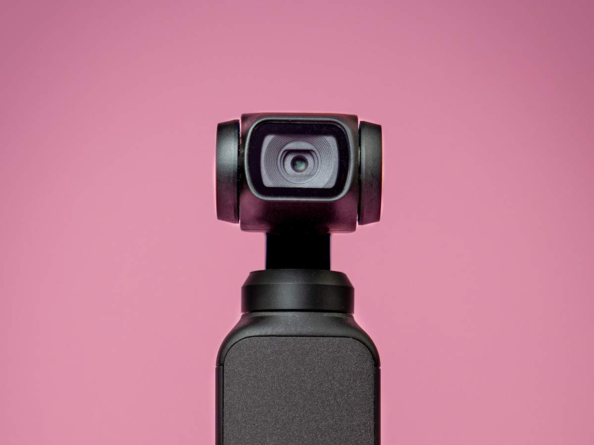 11-amazing-webcam-with-mic-for-2023