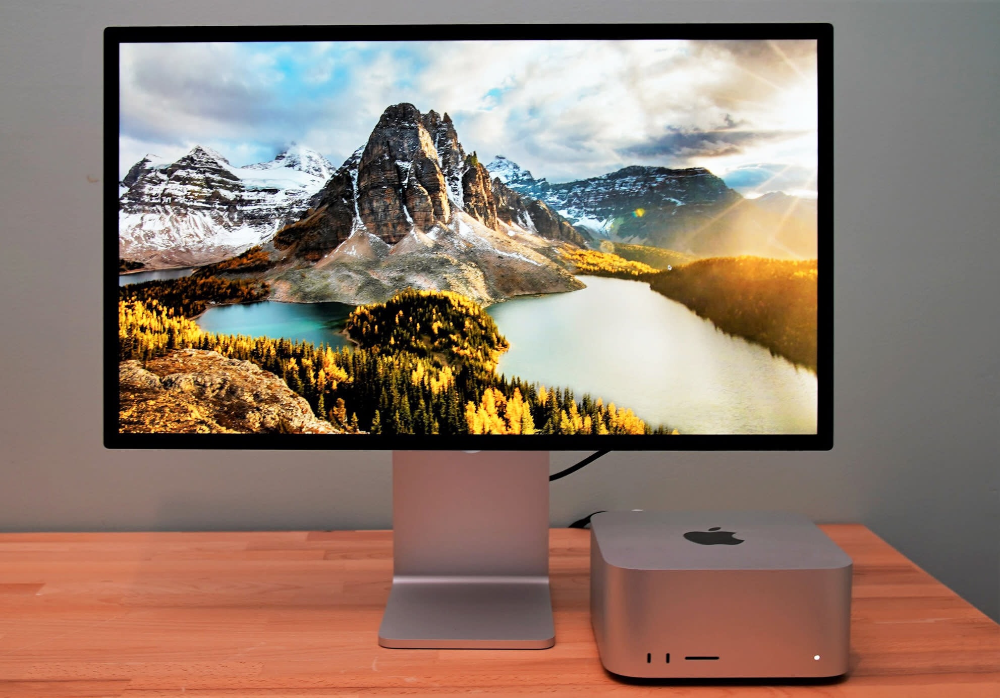 11-best-mac-monitor-for-2023