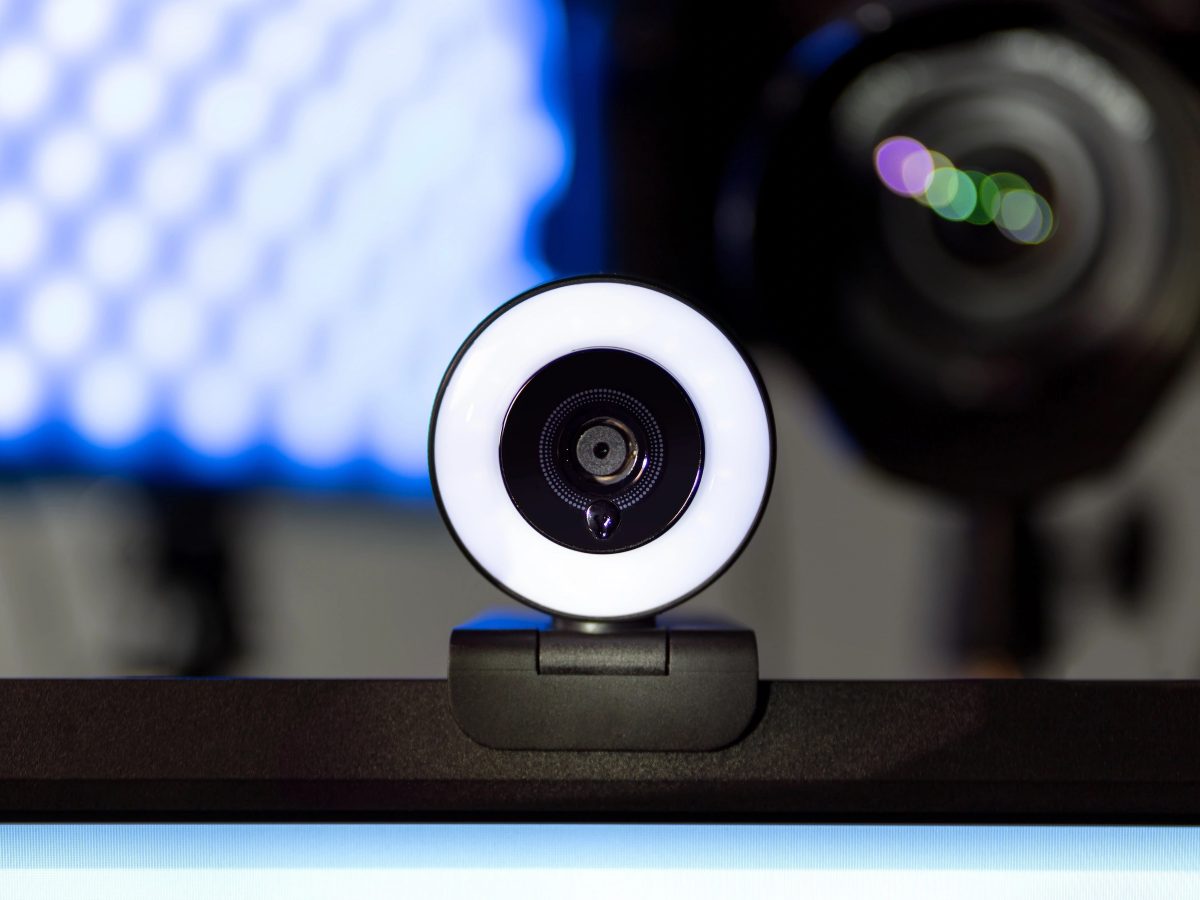 12-amazing-webcam-with-light-for-2023