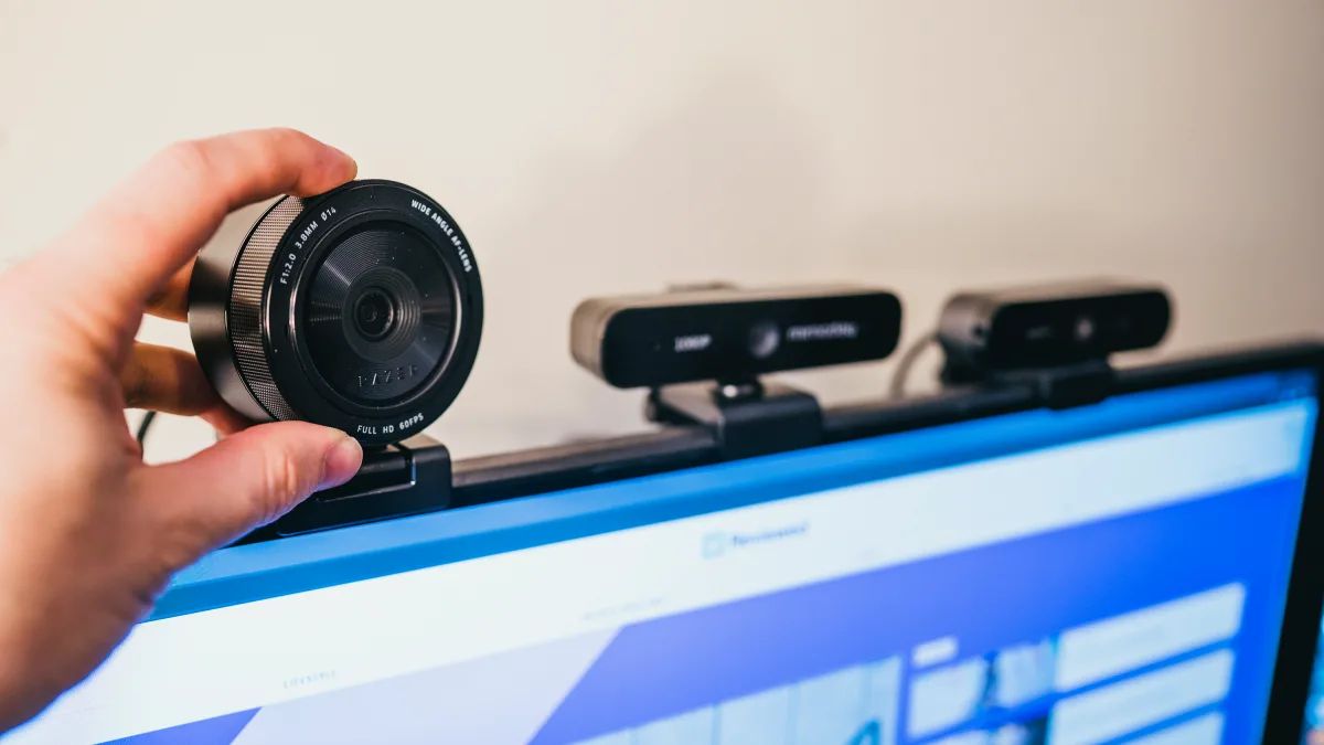 9 Best Webcam With Microphone for 2024
