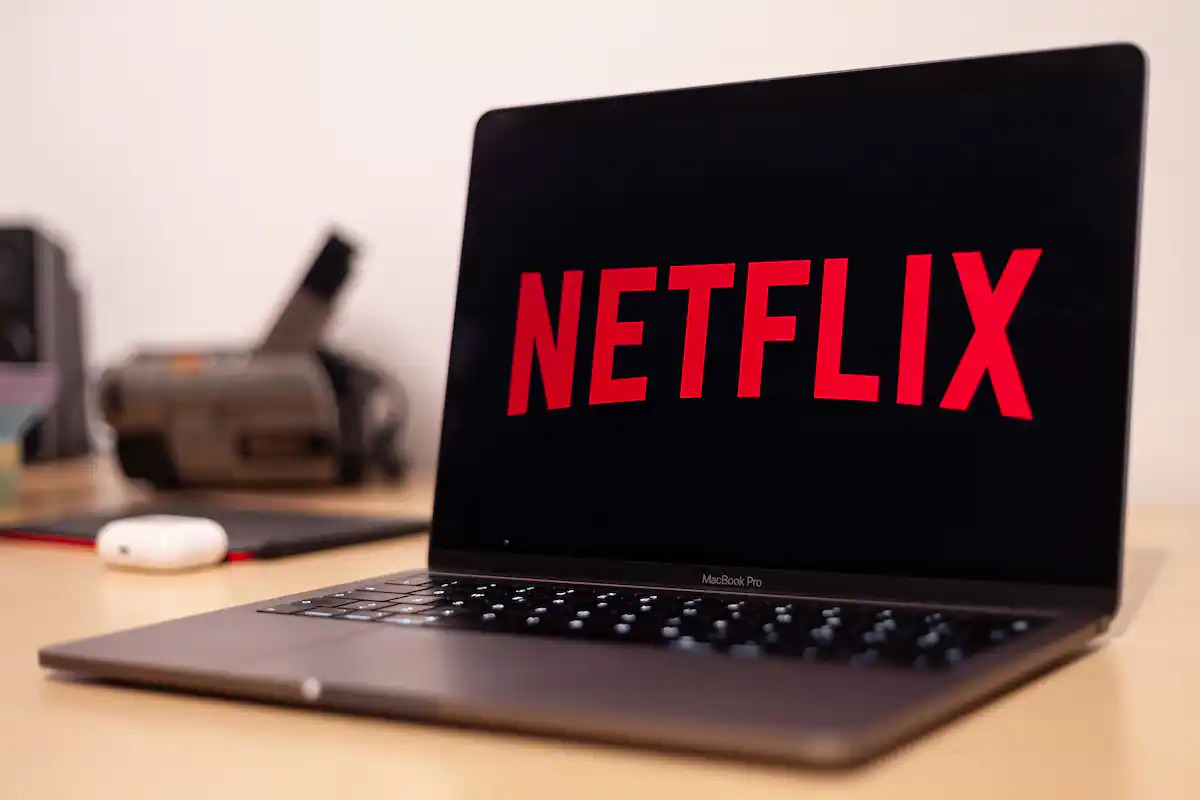 How To Download Netflix Shows On Macbook