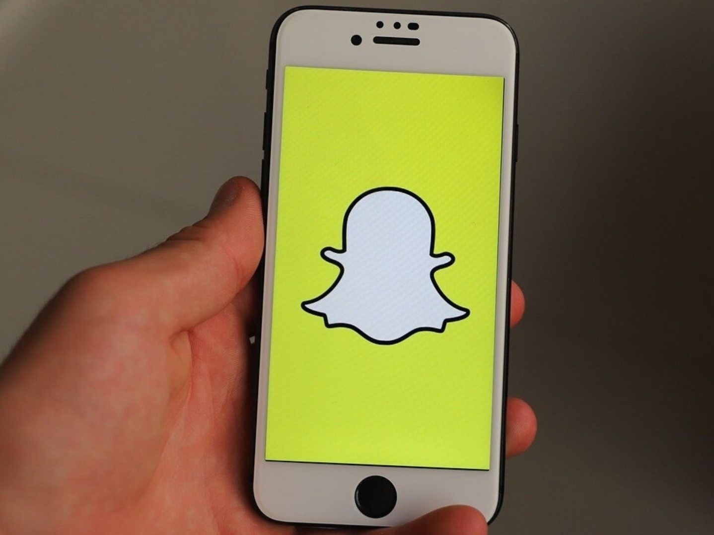How To Download Snapchat On IPhone