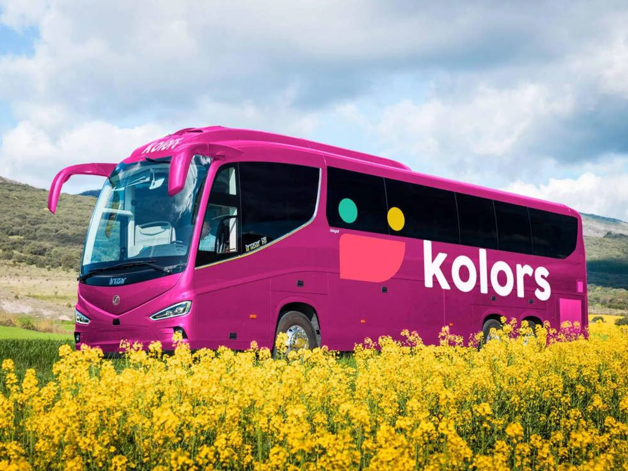 Kolors Expands Its Corporate Bus Travel Service With Acquisition Of Urbvan