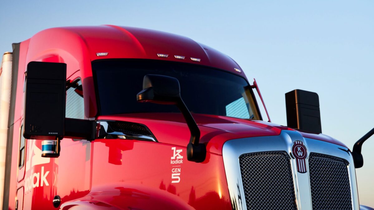 Vetoed Bill In California Allows Driverless AV Trucks To Operate On Public Roads