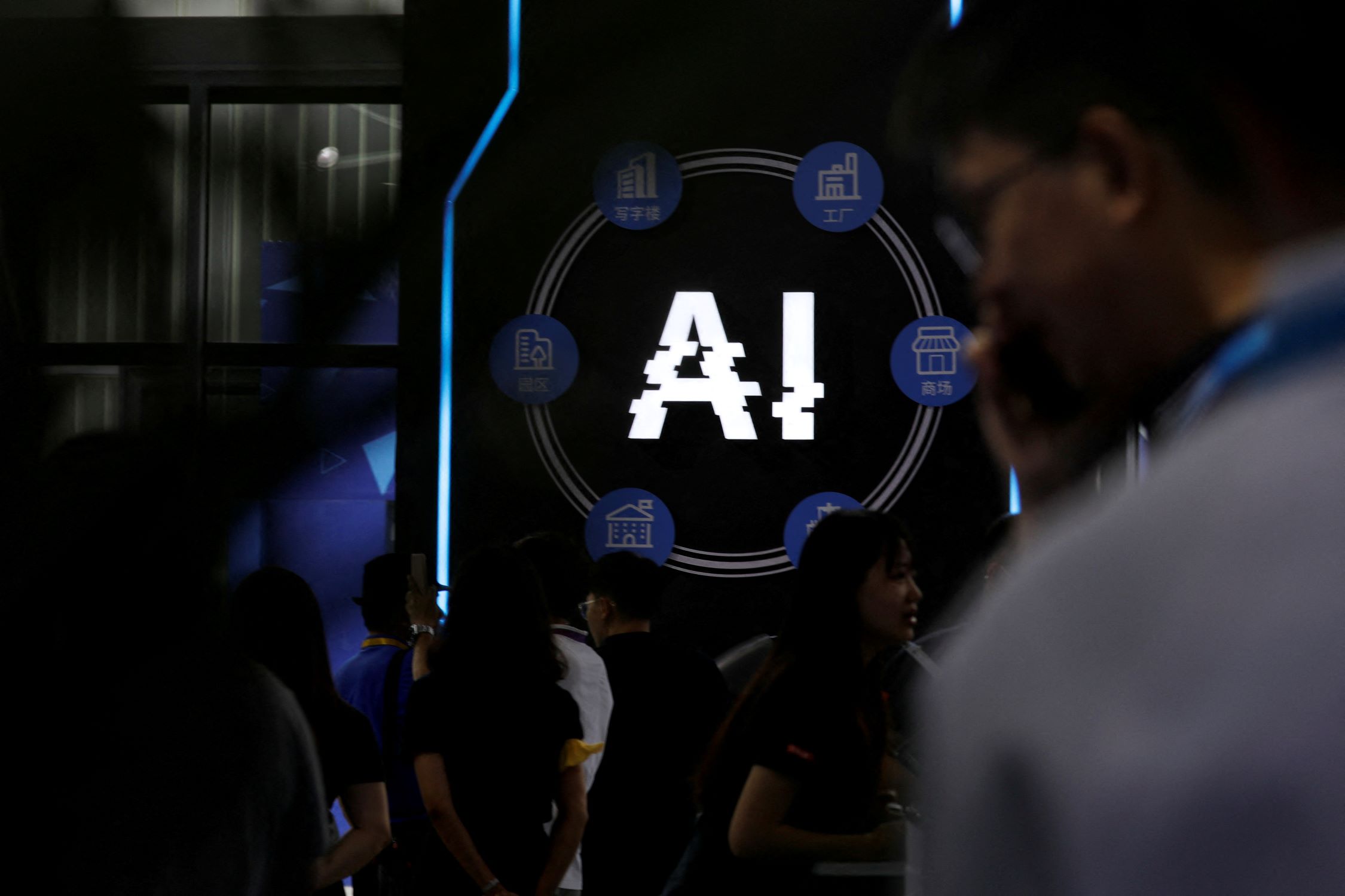 will-the-power-of-data-in-the-ai-era-leave-startups-at-a-disadvantage
