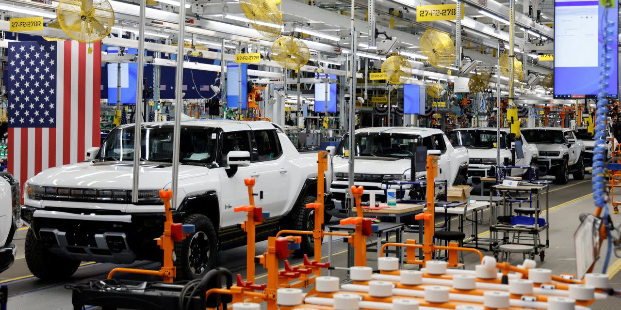 General Motors Delays $4B EV Truck Factory Plan By Another Year