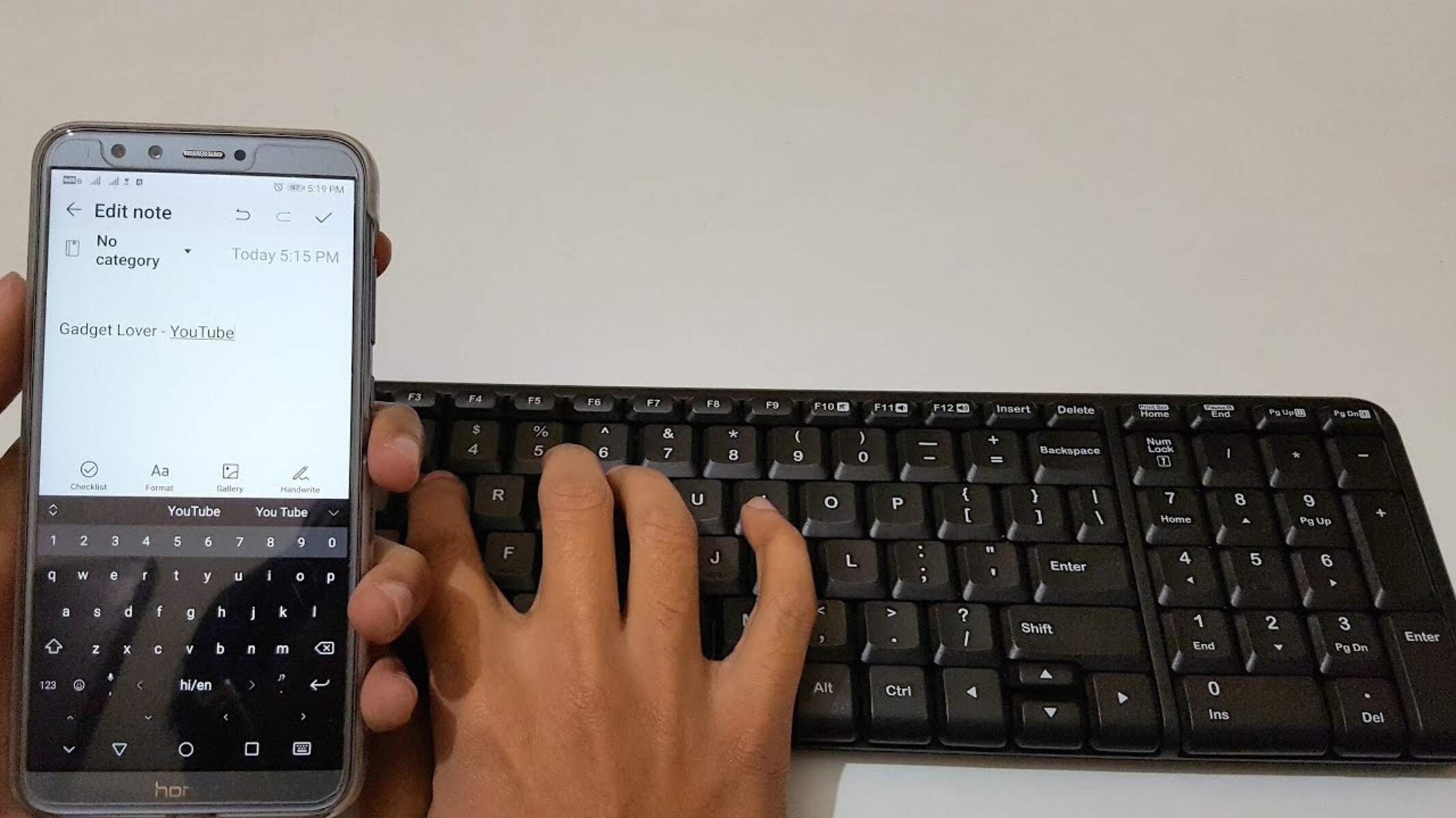 How Can You Connect A Portable Keyboard With A Smartphone?