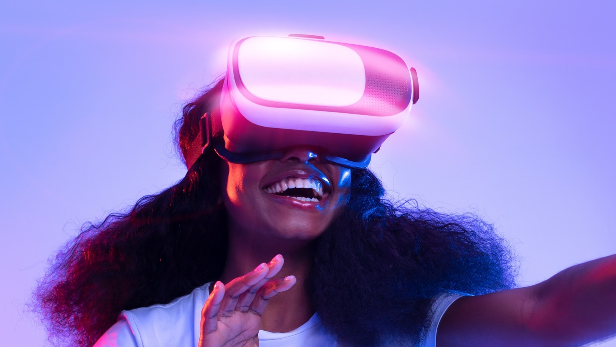 How Many People Own A VR Headset