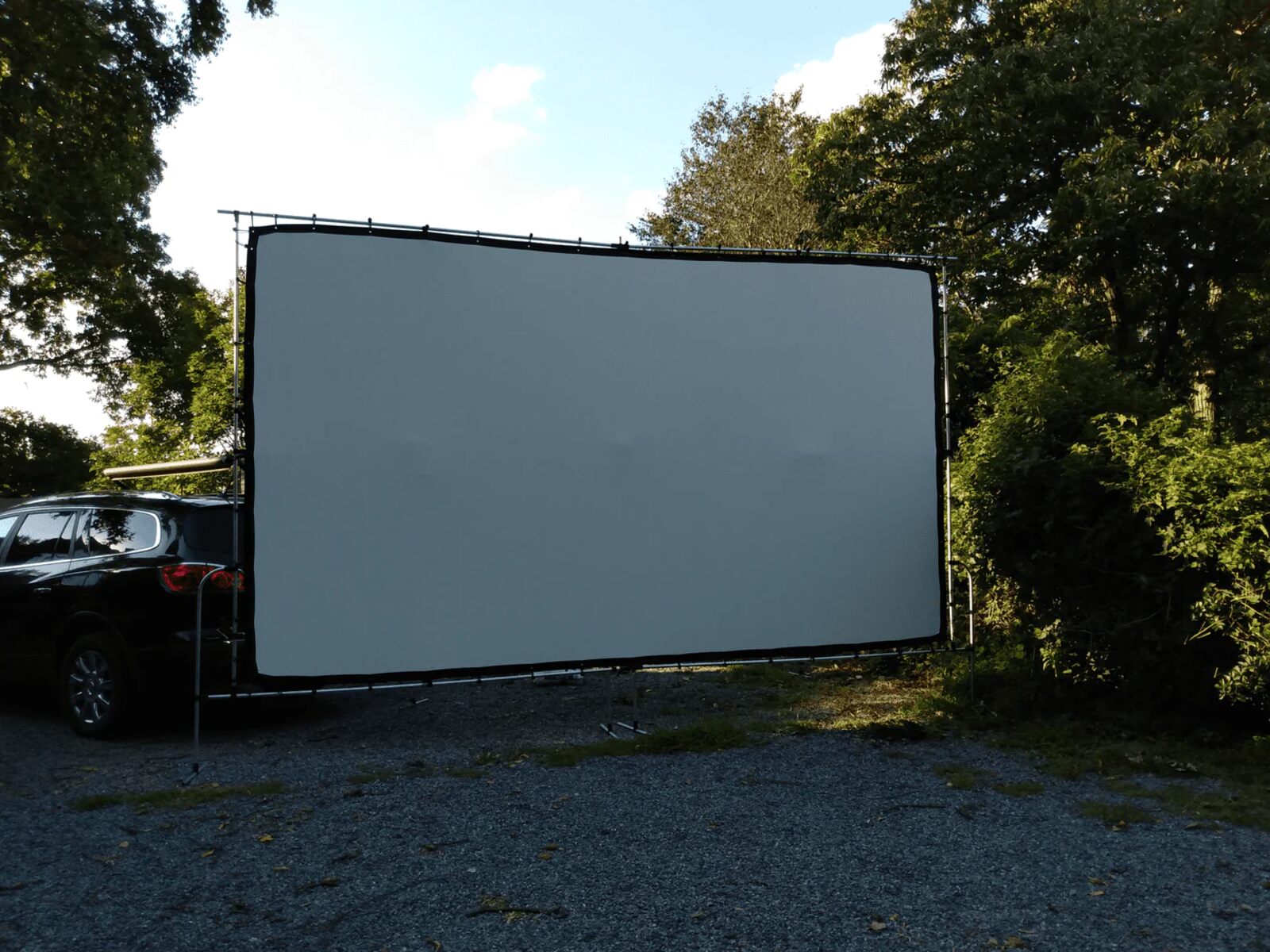 how-to-build-a-projector-screen-frame