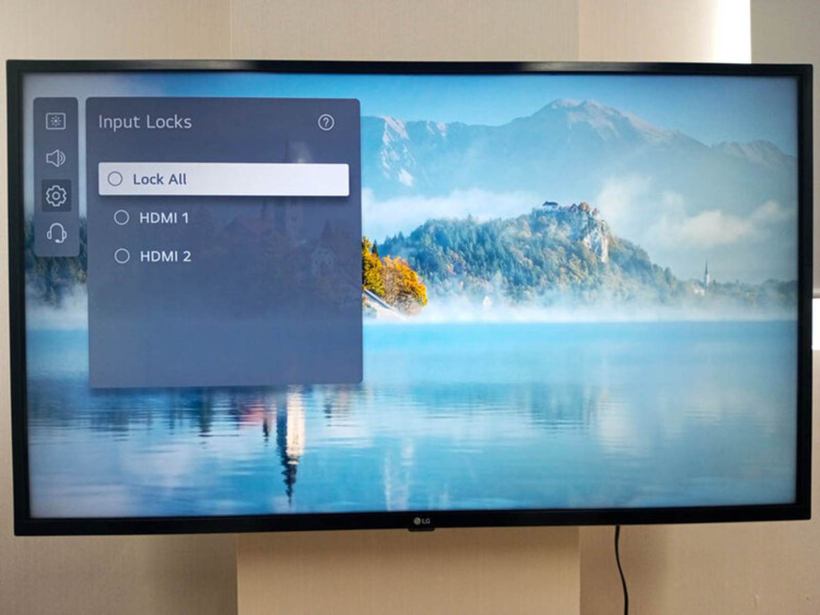 how-to-change-input-on-smart-tv