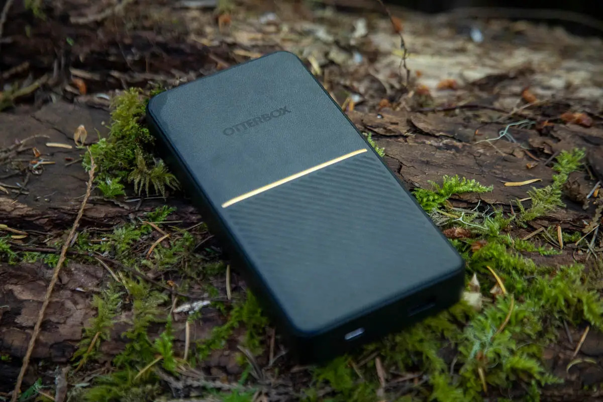 How To Charge An Otterbox Power Bank
