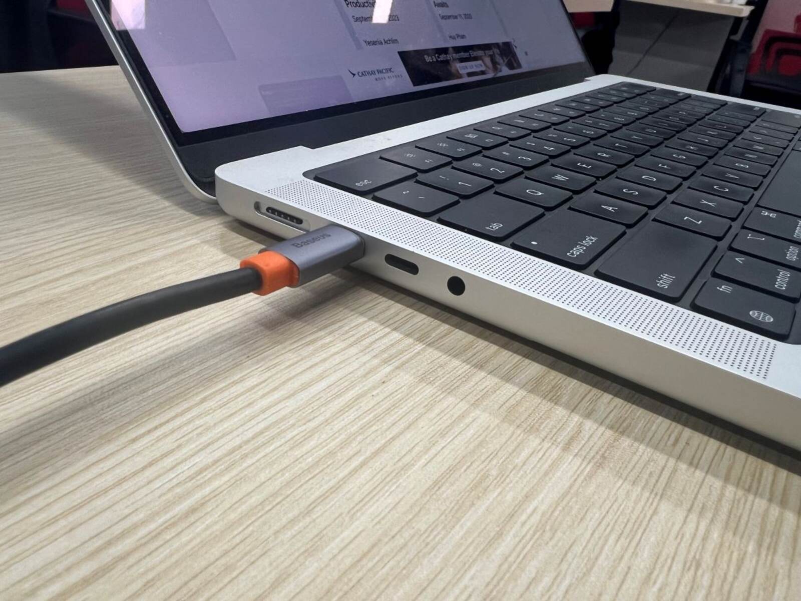 How To Connect Mac To Projector HDMI