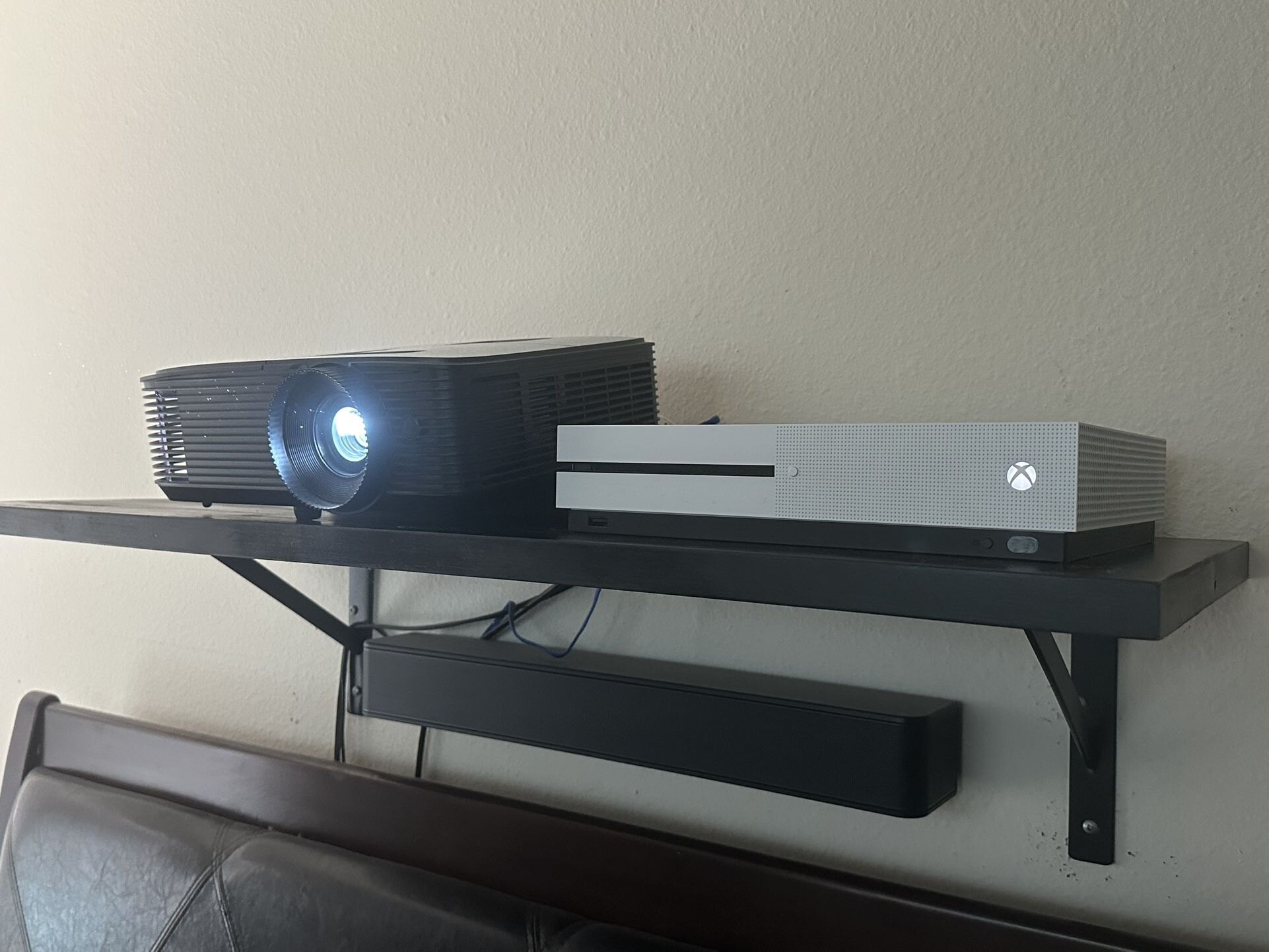 How To Connect Xbox One To Projector