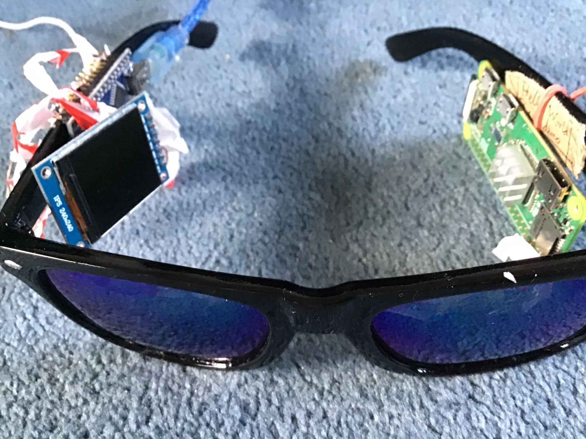 Components and design layout of smart E-glasses for healthcare