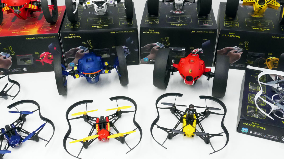 how-to-fly-parrot-mini-drone