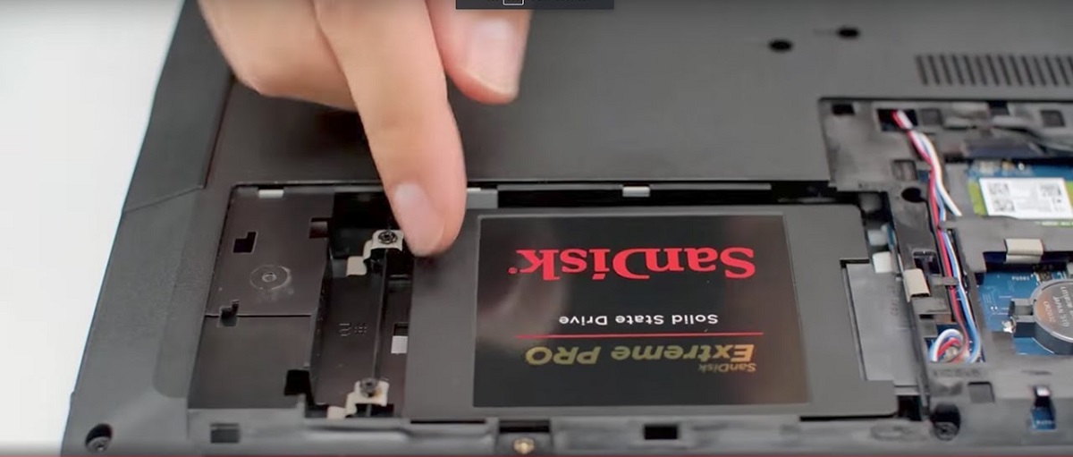 How To Install Sandisk SSD Drive